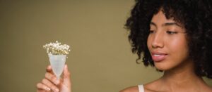 Lire la suite à propos de l’article Protections Menstruelles Lavables et Réutilisables : Une Option Écologique et Économique