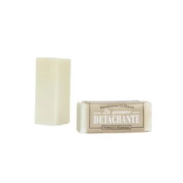 Gomme détachante au savon de Marseille et bicarbonate.